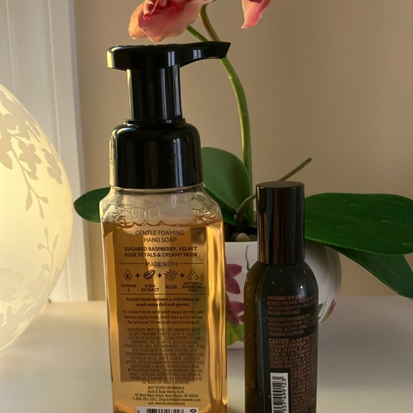 Bath & Body Works INTO THE NIGHT Foaming Hand Soap & Room Spray 2 -Pc Set NWT - Picture 2 of 10